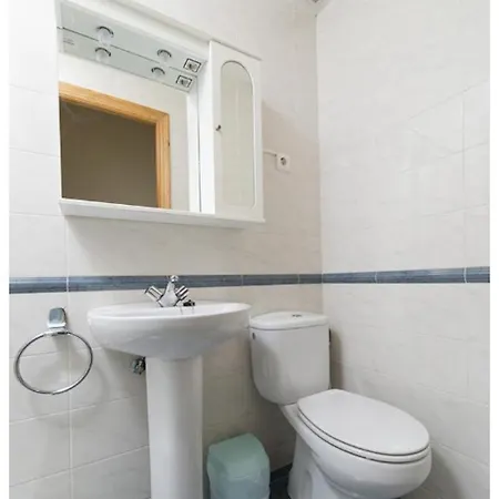 Ensuite Rooms For Women Only, Leon - Sk